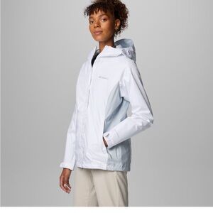 Columbia Women's Light Gray Waterproof Rain Jacket Size Medium